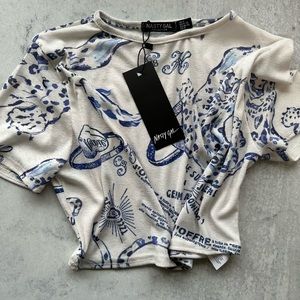 Asian Print Cropped Tee